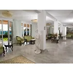 فندق Adriatico Hotels Milano Marittima 3*
