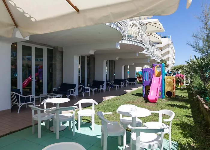 Adriatico Hotels Milano Marittima 호텔 3*