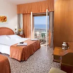 Adriatico Hotels Milano Marittima فندق 3*