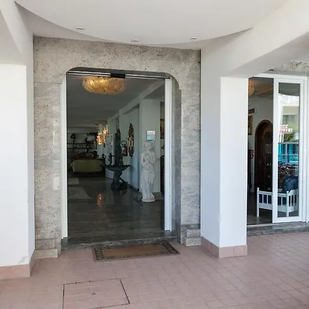 Adriatico 3* Milano Marittima