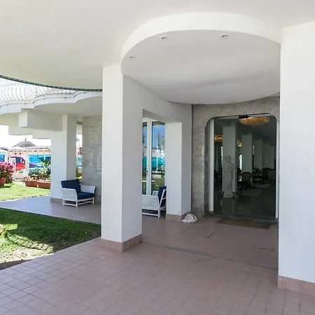 Hotel Adriatico 3*