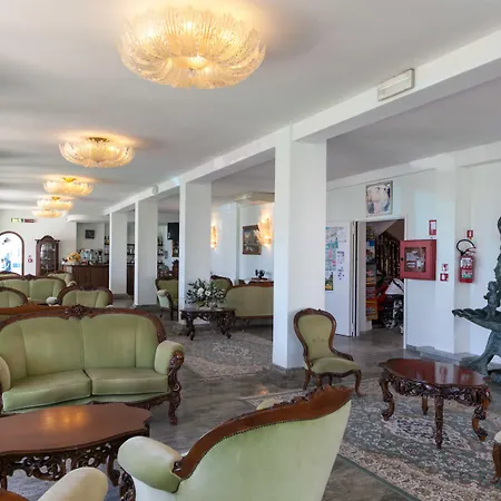 Adriatico 3* Milano Marittima
