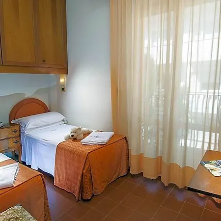 Adriatico 3* Milano Marittima