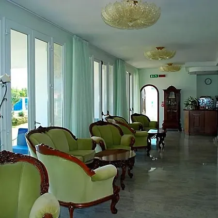 Adriatico 3* Milano Marittima