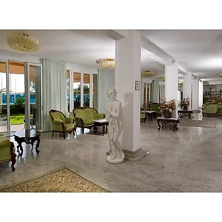 Adriatico 3* Milano Marittima