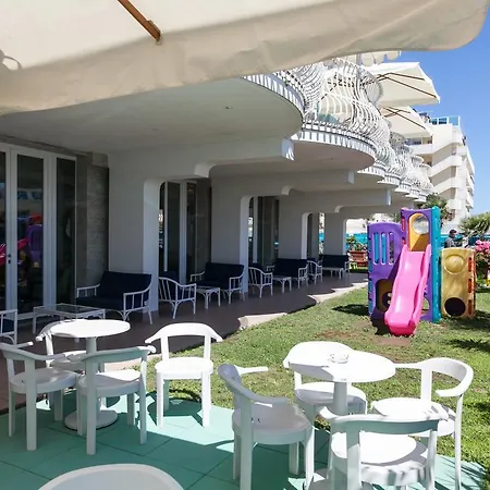 Dea Hotel 3*