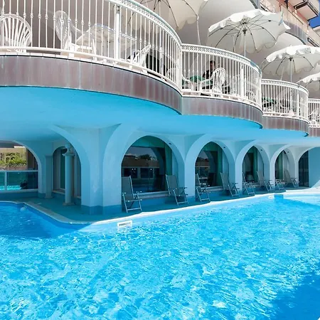 Dea Hotel 3*