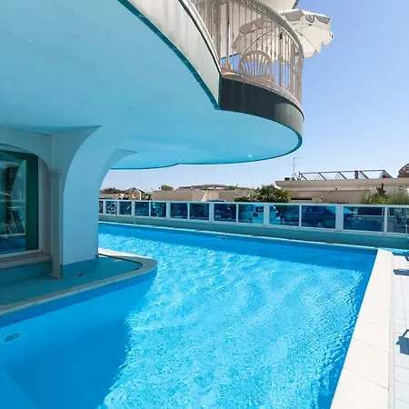Hotel Dea 3*