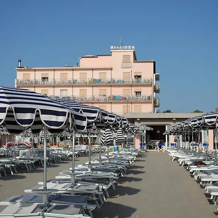 Hotel Dea 3*
