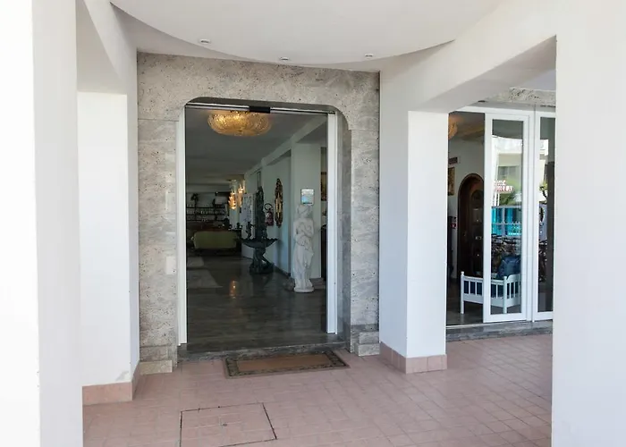 Adriatico Hotels Milano Marittima 3* Μιλάνο Μαριτίμα